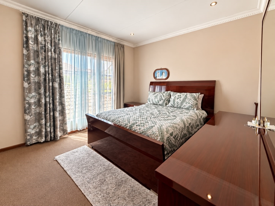 3 Bedroom Property for Sale in Safari Gardens North West